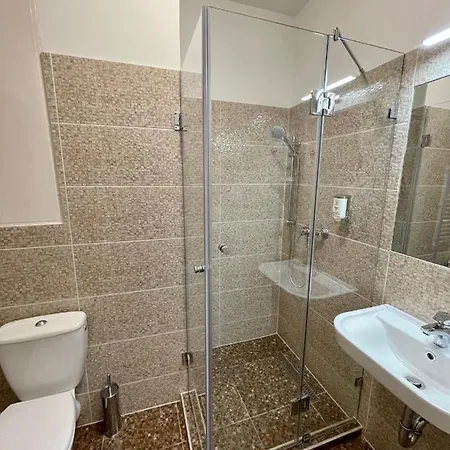 Thomas 3* Budapest