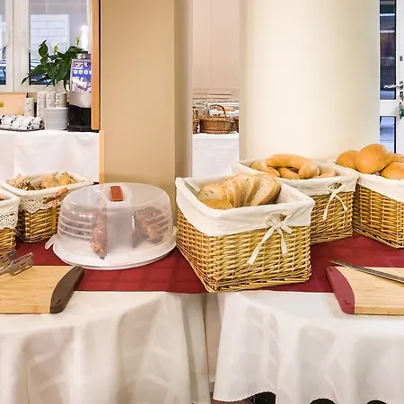Hotel Thomas 3*