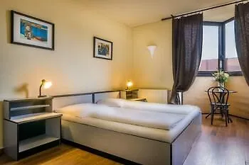 Hotel Thomas 3*